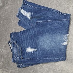 COPY - Distress Capri jeans